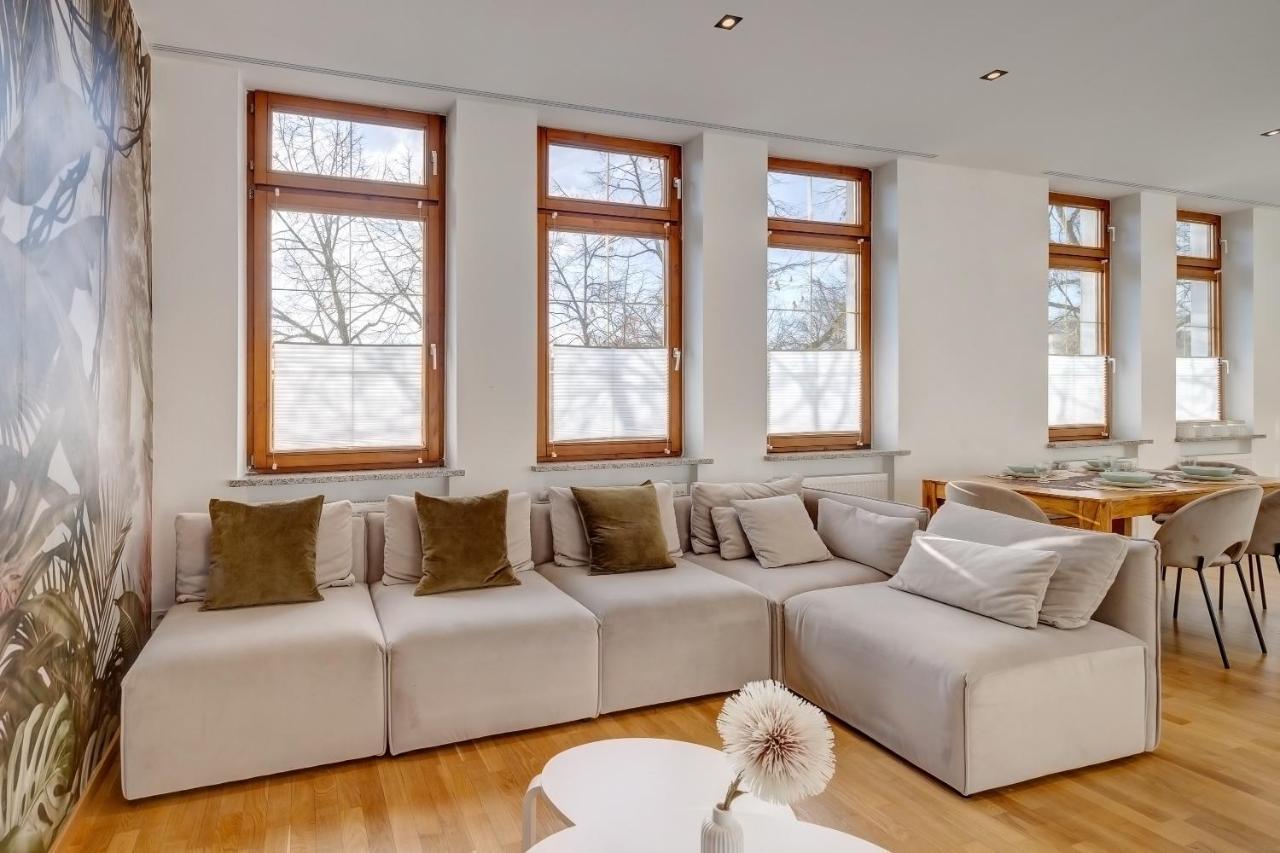 Kaza Guesthouse, Centrally Located 2 & 3 Bedroom Apartments In 아우크스부르크 외부 사진