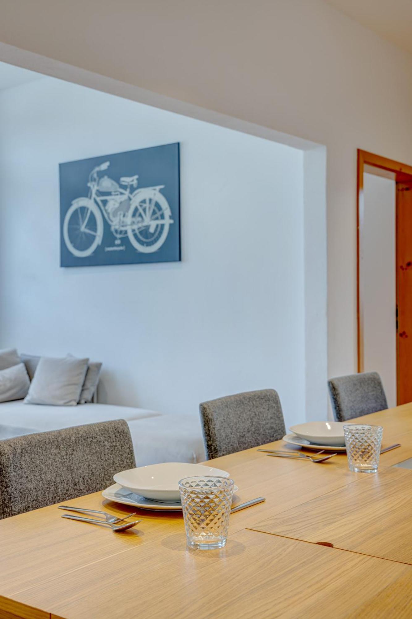 Kaza Guesthouse, Centrally Located 2 & 3 Bedroom Apartments In 아우크스부르크 외부 사진