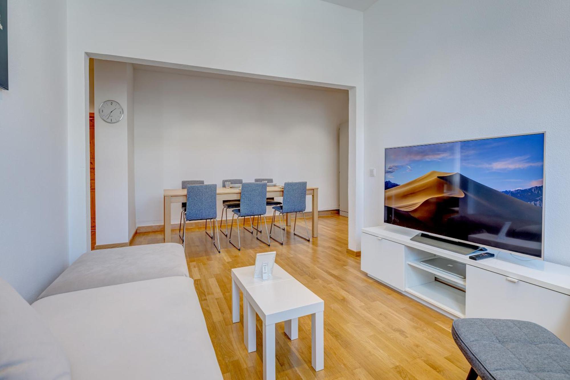 Kaza Guesthouse, Centrally Located 2 & 3 Bedroom Apartments In 아우크스부르크 외부 사진