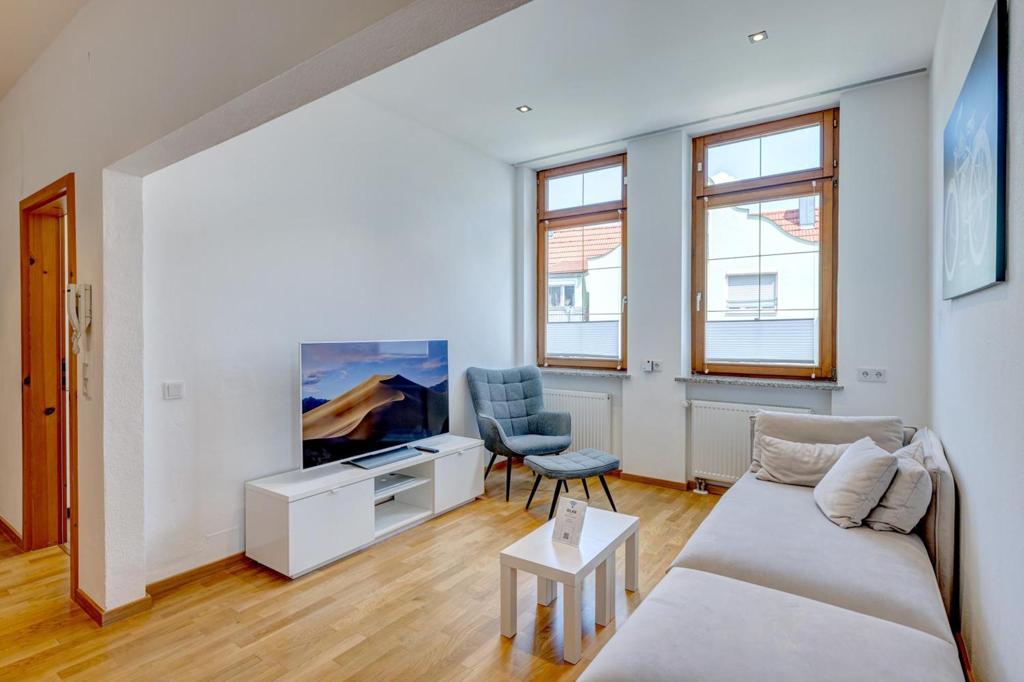 Kaza Guesthouse, Centrally Located 2 & 3 Bedroom Apartments In 아우크스부르크 외부 사진