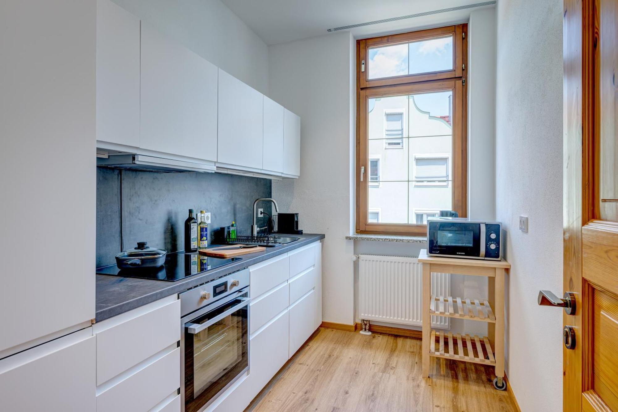 Kaza Guesthouse, Centrally Located 2 & 3 Bedroom Apartments In 아우크스부르크 외부 사진